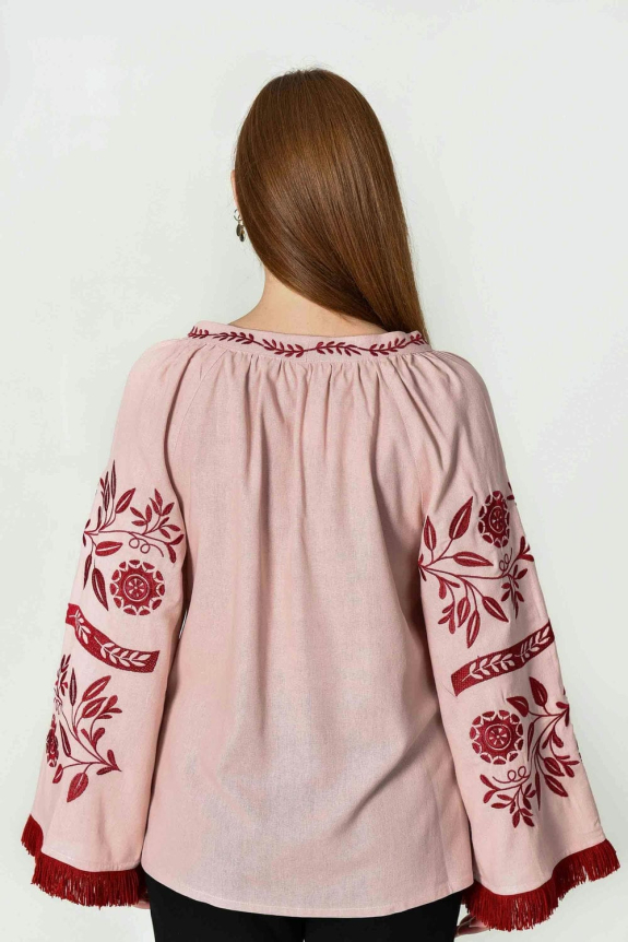 Вишиванка жіноча "Чумацький шлях" пудра – витончена краса і традиційні мотиви