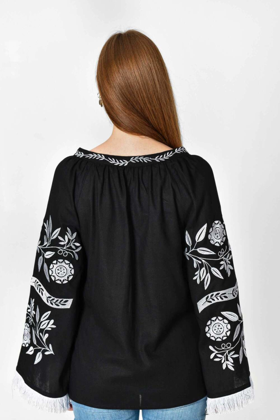 Women's embroidered shirt "Сhumatsʹkyy shlyakh" black - a combination of strength and tradition