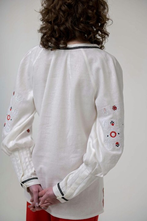 Vyshyvanka femenina „Shypit” color crema de 2KOLYORY