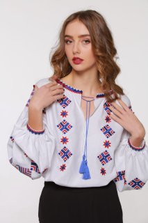 Жіноча вишиванка "Ромби Косач" – вишуканий дизайн і традиції