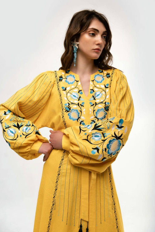 Вышитое платье "Любимовка" желтое – яркость и обаяние украинских традиций