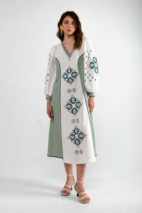 Vestido bordado femenino "Oleksandriya" color crema de 2KOLYORY