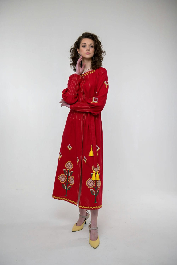 Вышитое платье Меланка красное