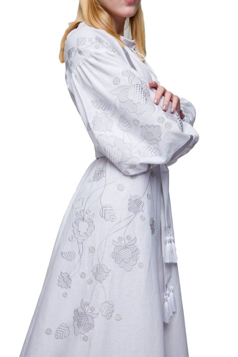 Rochie brodată pentru femei „Hromovytsia” (Tunet) albă de la 2KOLYORY