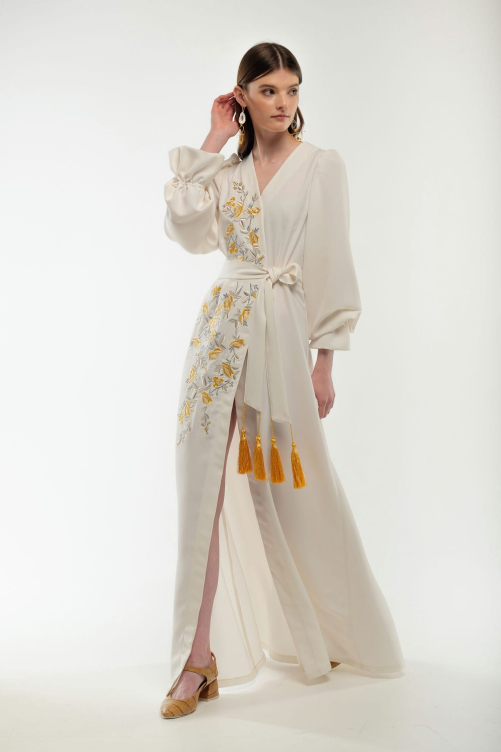 Платье вышиванка " Лебидка" – нежность и элегантность в традициях