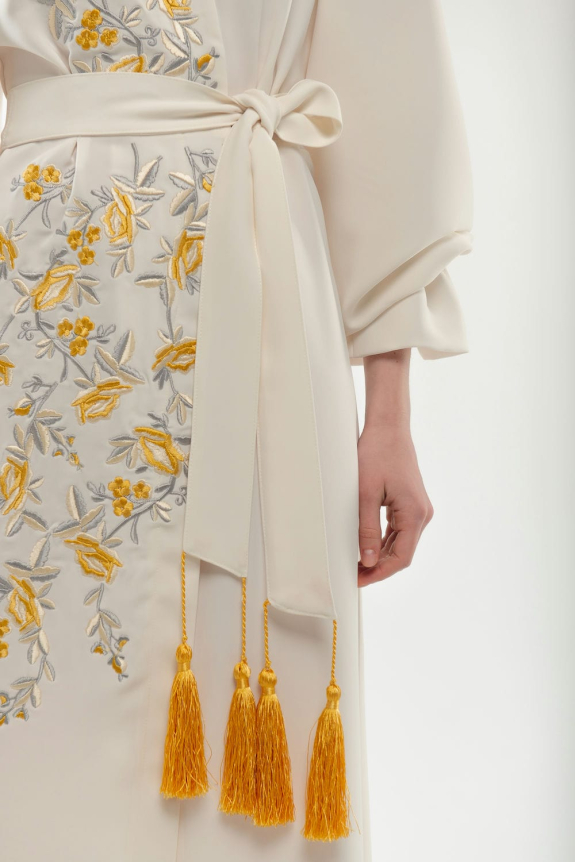 Платье вышиванка " Лебидка" – нежность и элегантность в традициях