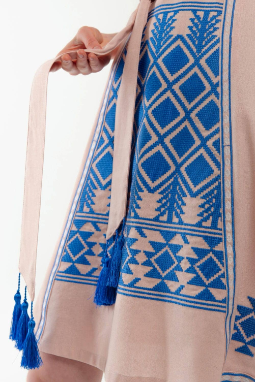 Платье-вышиванка "Мылося" пудра – нежность и стиль в традиционном образе