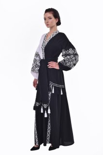 "Jasmin" embroidered dress - sophistication and natural elegance