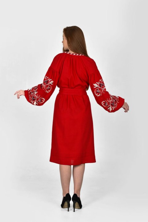Damen-Stickkleid „Владарка“ Bordeaux von 2KOLYORY