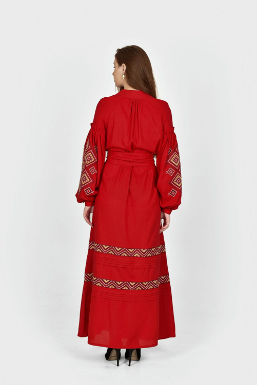 Сукня вишита "Сузір'я" бордо – елегантний і вишуканий український стиль.