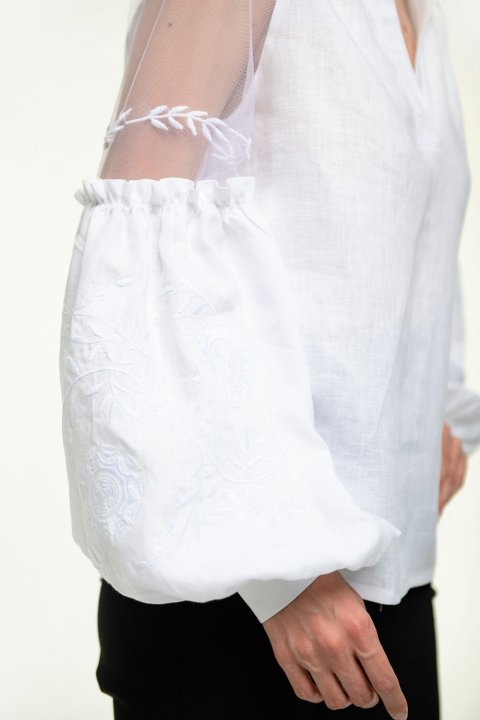 Damen-Stickbluse „Марево“ Weiß von 2KOLYORY