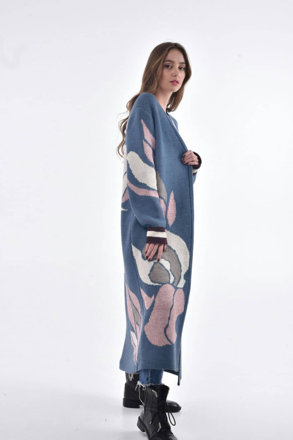 Кардиган в'язаний "Росинка" синій – стиль і комфорт в сучасному виконанні.