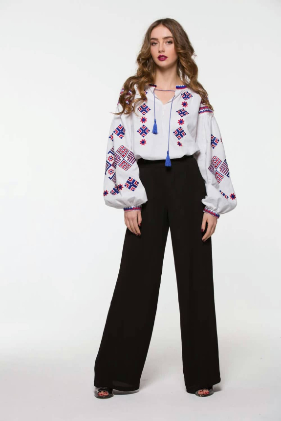 Family embroidery "Romby Kosach" - style and harmony of Ukrainian traditions.