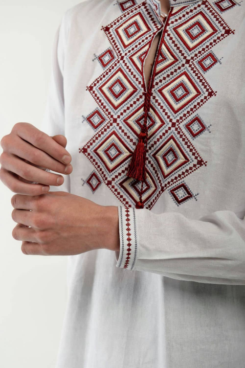 Family embroidery "Suziria" is an elegant image of unity in the Ukrainian style.