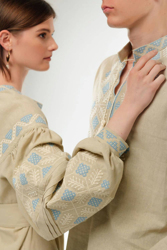 Сімейні вишиванки "Спадок" беж – символ традицій та сімейних цінностей.