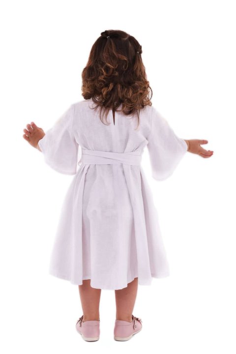 Vestido bordado para niña «Thunder» burdeos: la elegancia y la fuerza de las tradiciones ucranianas.