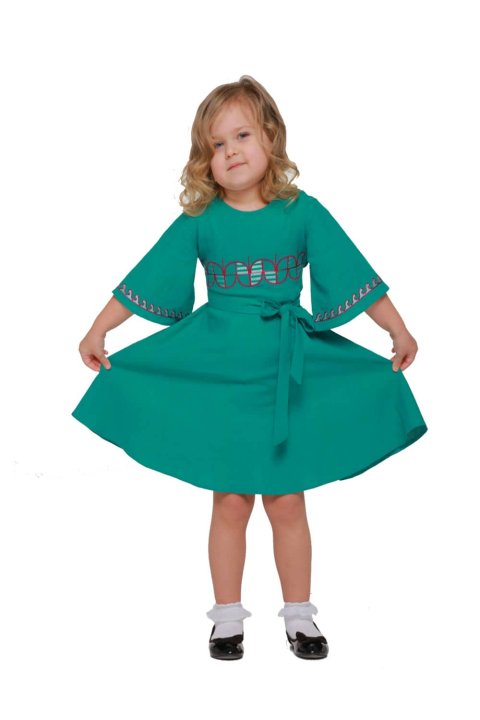 Besticktes Kinderkleid "Vesnyanka" in Meerblau – Frische von Stil und Traditionen.