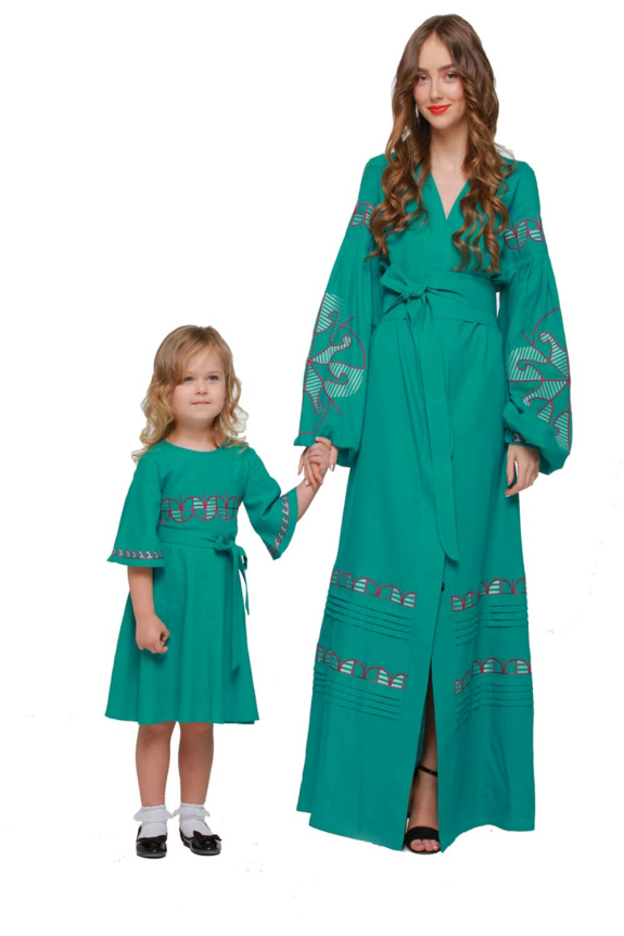 Sea wave embroidered children's dress "Vesnyanka" - freshness of style and traditions.