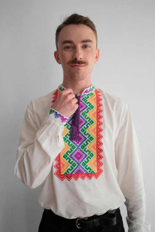 Men's Vyshyvanka Veselka milk