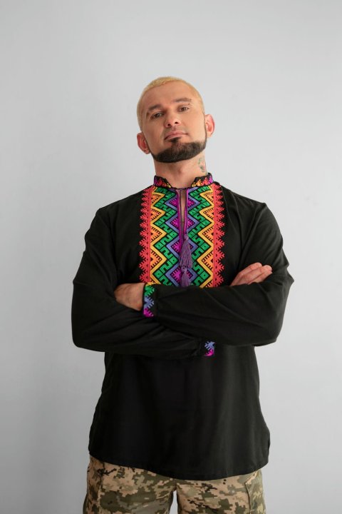 Вишиванка Чоловіча „Веселка” Чорна від 2KOLYORY