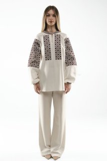 Giacca ricamata da donna "Shargorodskaya" color latte - una scelta elegante e alla moda nello stile tradizionale ucraino.