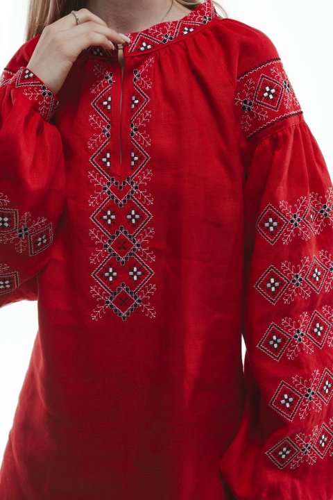 Veste brodée pour femme "Sumska" rouge - une image ukrainienne lumineuse et élégante.