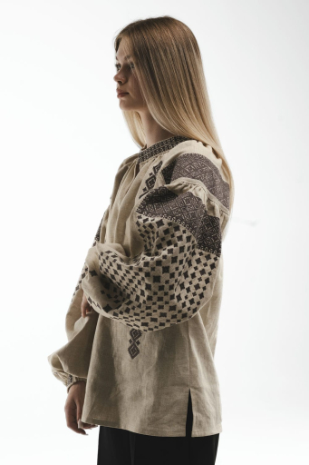 Vyshyvanka women's Tomashpil gray - elegance and tradition in every detail.