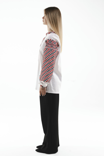 Women's embroidered Frankivska white - tenderness and traditions in an elegant style.