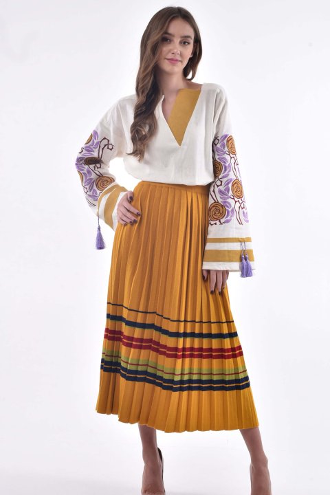 Saia "Bogema" plissada de malha ocre - elegância e estilo moderno.