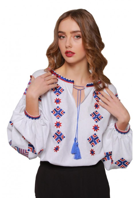 Ukrainian embroidered sorochka women's t-shirt embroidery Size L vyshyvanka 