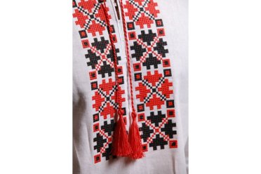 Що символізують та означають кольори візерунків на вишивці?